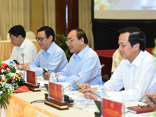 Thủ tướng trực tiếp nhắn tin ủng hộ người nghèo