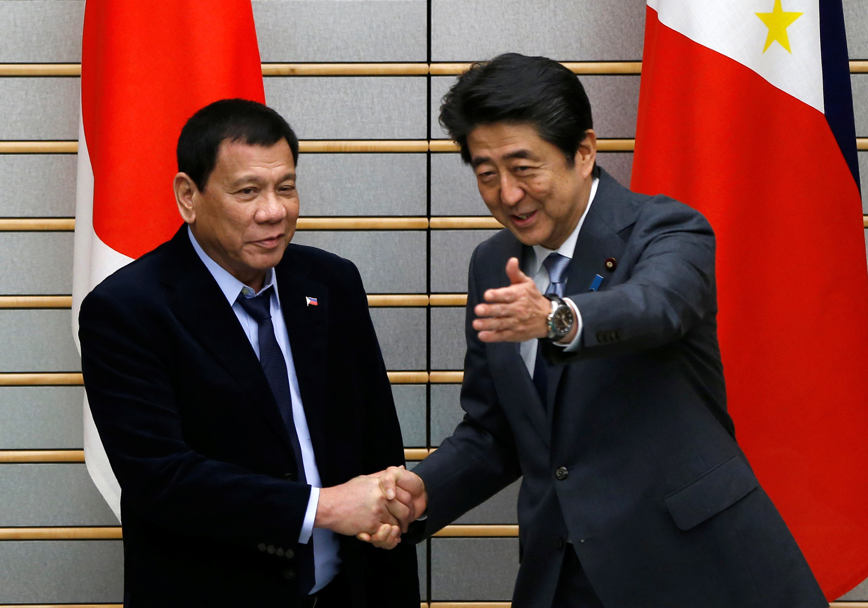 Tổng thống Duterte thận trọng ở Nhật