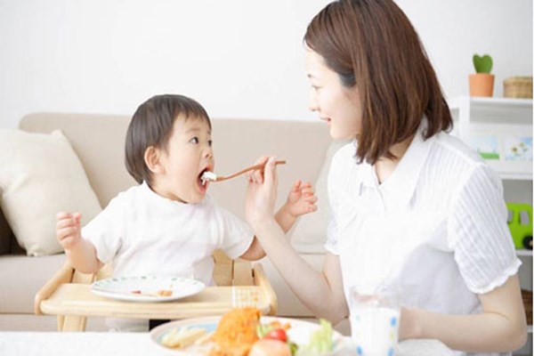 Vài lưu ý khi cho trẻ ăn cá