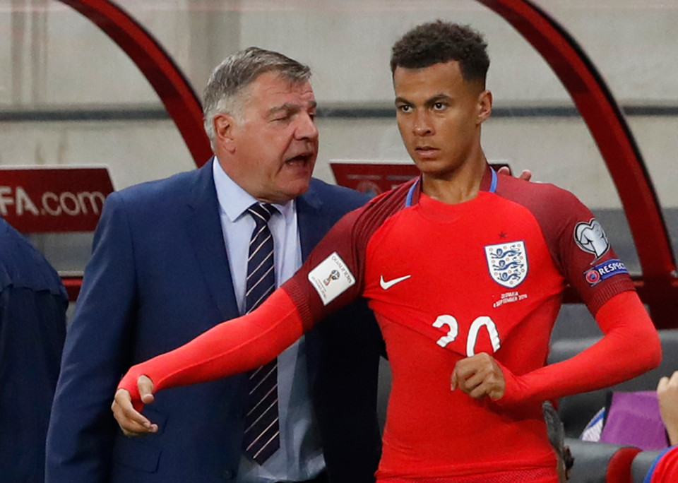 Nếu sự thật đúng như đoạn clip của Daily Telegraph, Sam Allardyce sẽ bị sa thải chỉ sau 1 trận dẫn dắt tam sư