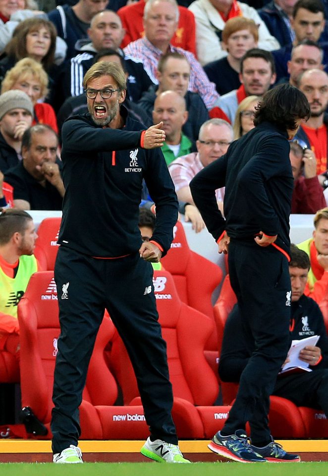 Sẽ c&oacute; m&agrave;n đối đầu th&uacute; vị giữa 2 HLV c&aacute; t&iacute;nh nhất Giải Ngoại hạng Conte - Klopp b&ecirc;n ngo&agrave;i đường bi&ecirc;n