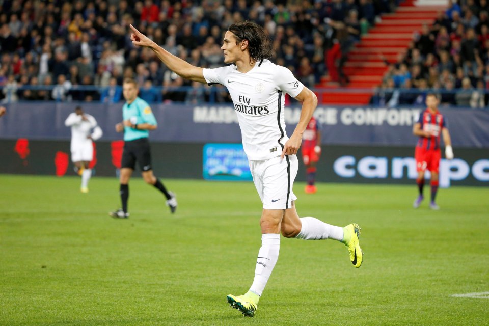 Cavani trút giận, PSG “làm gỏi” Caen