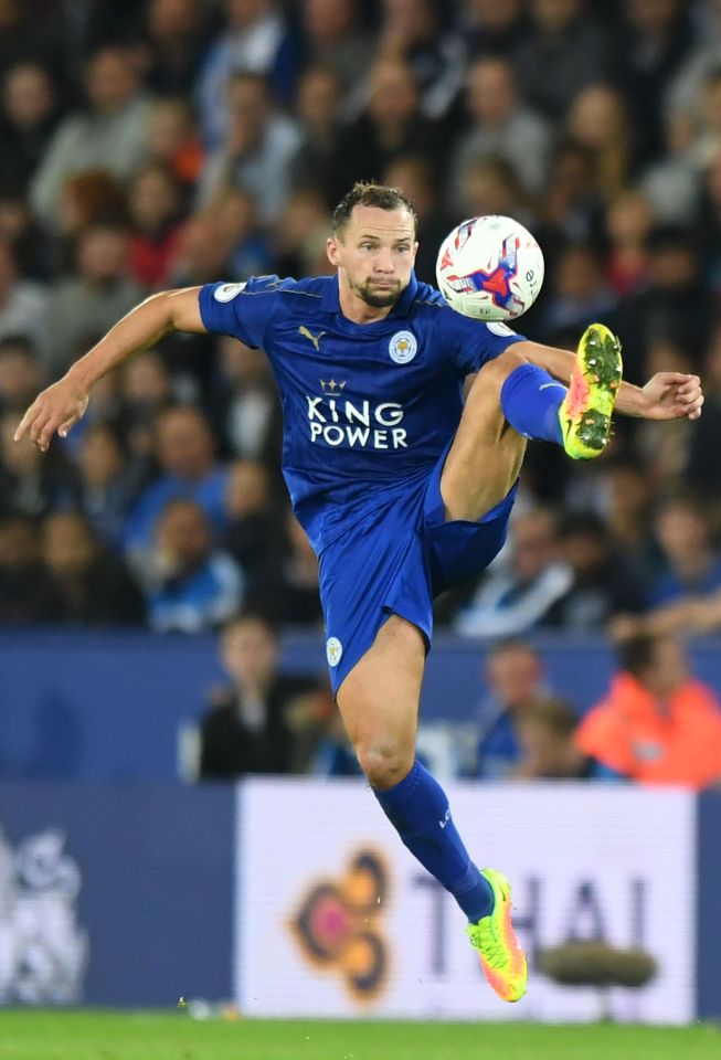 
Tiền vệ Drinkwater của Leicester c&oacute; thể trở lại M.U với gi&aacute; cao ngất
