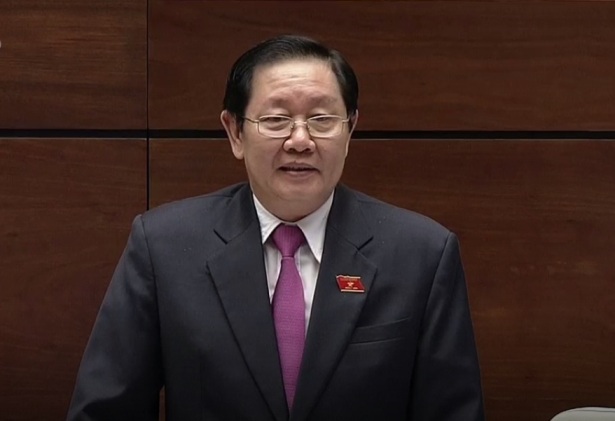 Ông Vũ Huy Hoàng không phải về hưu là “hạ cánh an toàn”