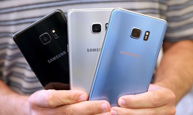 Giới kinh doanh Note 7 xách tay lỗ điêu đứng vì khó đổi trả