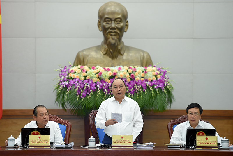 Sáng 3-10, dưới sự chủ trì của Thủ tướng Nguyễn Xuân Phúc, Chính phủ họp phiên thường kỳ tháng 9-2016 - Ảnh: VGP/Quang Hiếu