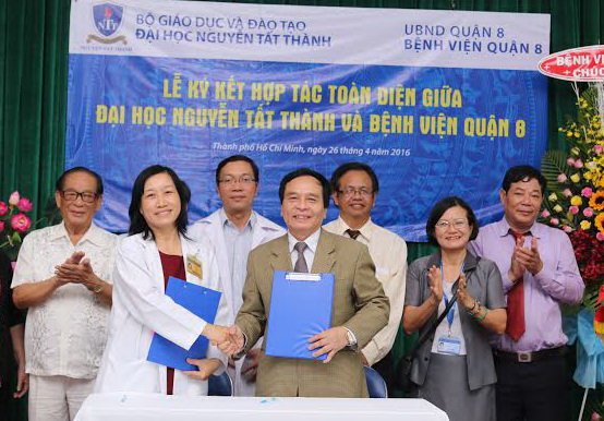 Trường ĐH Nguyễn Tất Thành hợp tác toàn diện với Bệnh viện quận 8