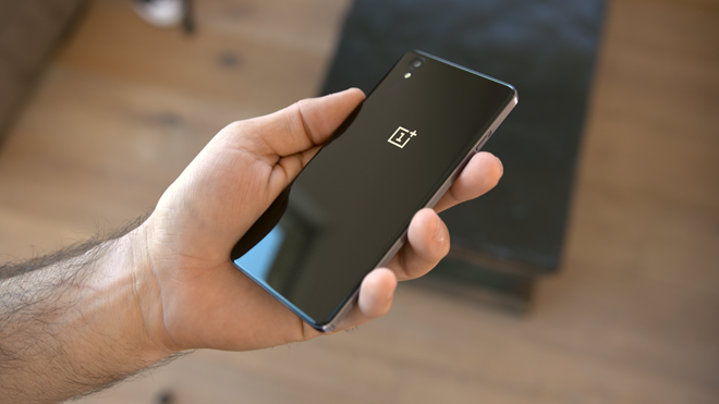 4 smartphone đáng chú ý bán ra tháng 6