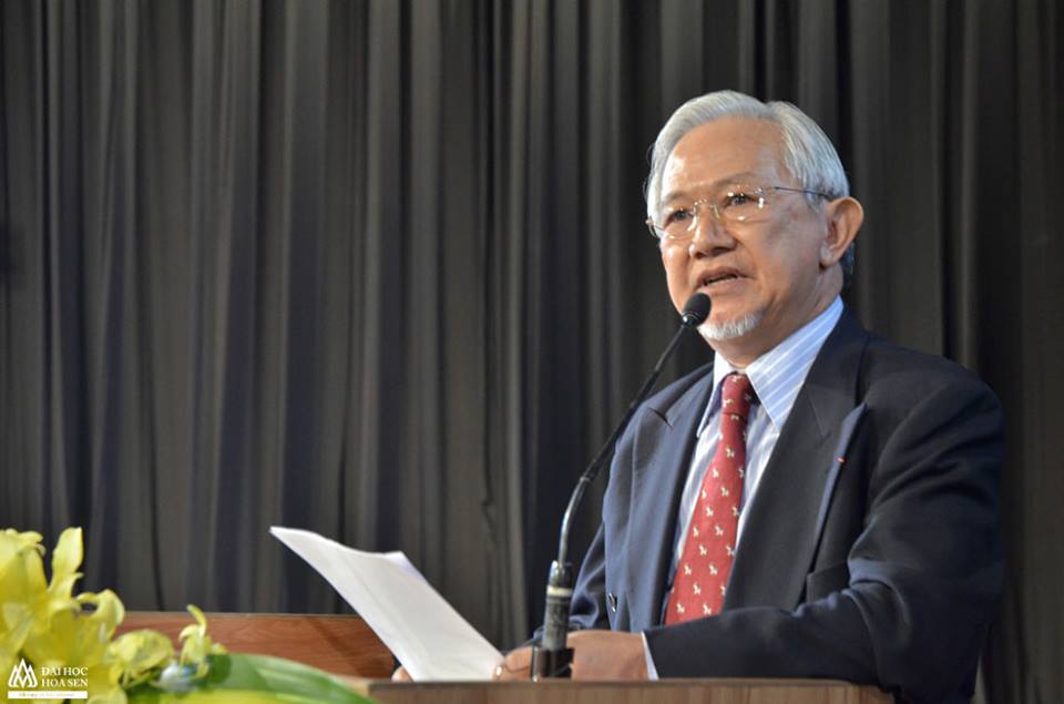 Trong trường đại học, không nên nói đến “tiền”!