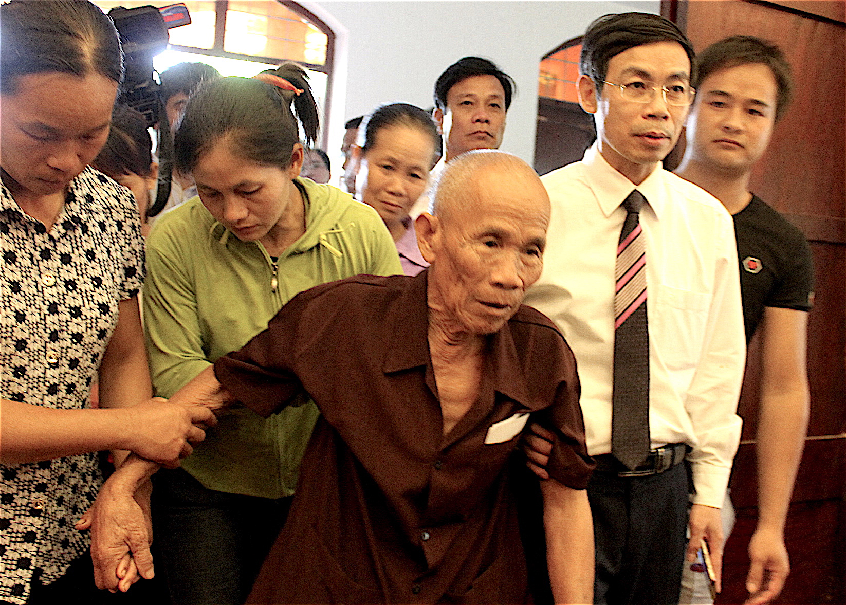 Ông Trần Văn Thêm đòi bồi thường hơn 12 tỉ đồng