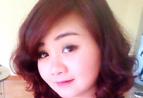 Hotgirl 21 tuổi điều hành dàn "chân dài" phố núi