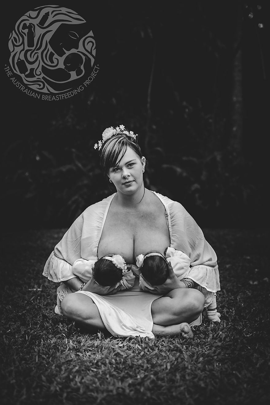 Đốn tim trước những hình ảnh mẹ cho con bú