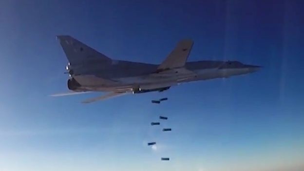 
Chiến dịch kh&ocirc;ng k&iacute;ch của Nga đ&atilde; l&agrave;m xoay chuyển cục diện Syria. Ảnh: Bộ Quốc ph&ograve;ng Nga
