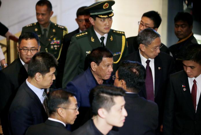 Ông Duterte nghĩ mình "ngang tầm lãnh đạo Nga – Trung"?