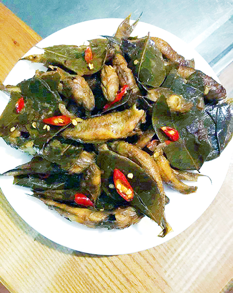 Ngậy, bùi cá bống kho lá giang