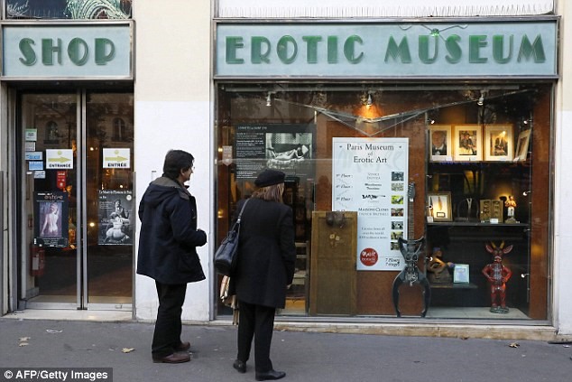 Giá thuê mặt bằng đắt đỏ khiến bảo tàng tình dục Paris buộc phải đóng cửa.