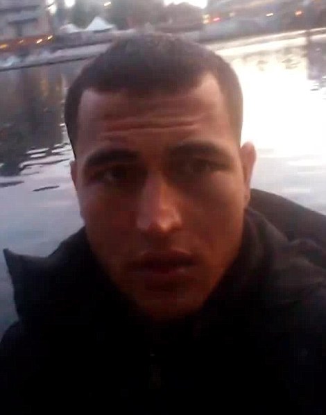 Anis Amri trong video hồi tháng 9. Ảnh: Facebook