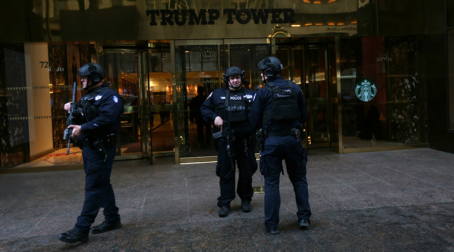 
Chi ph&iacute; bảo vệ cho gia đ&igrave;nh Tổng thống đắc cử Donald Trump ti&ecirc;u tốn đến 1 triệu USD/ng&agrave;y. Ảnh: Reuters
