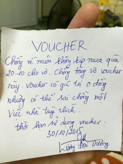 Những con chữ nghi&ecirc;ng nghi&ecirc;ng của chồng khiến chị Trang cảm động qu&aacute;, quyết định kh&ocirc;ng sử dụng voucher n&agrave;y. Ảnh: NVCC.