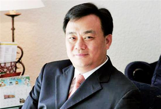 Chân dung trùm cờ bạc Trung Quốc bị ông Duterte truy bắt