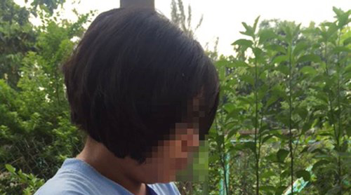 Người đàn bà điên và những kẻ vô lương giấu mặt