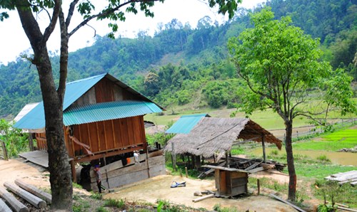 Cái kết của chuyện tình “đôi đũa lệch”