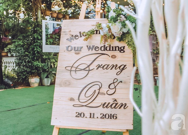 Xanh lá là tông màu chủ đạo trong buổi lễ