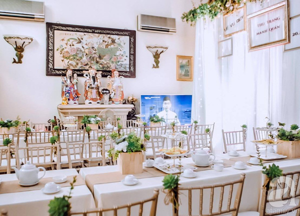 Những búp sen đá xinh xinh được dùng để trang trí, tạo cảm giác cực kỳ dễ chịu