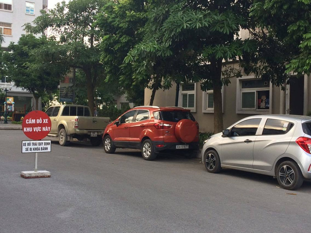 Ô tô ngập tràn khu đô thị cho người thu nhập thấp
