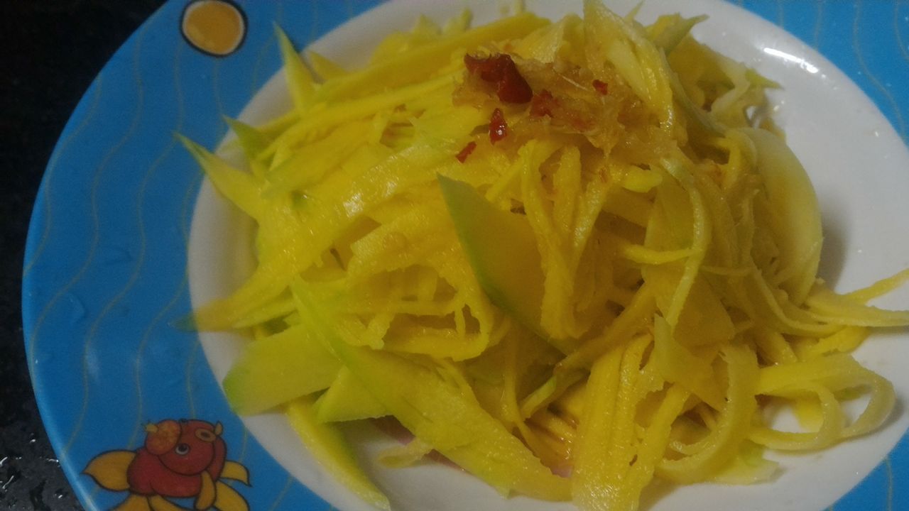 Đĩa xo&agrave;i bằm thần th&aacute;nh