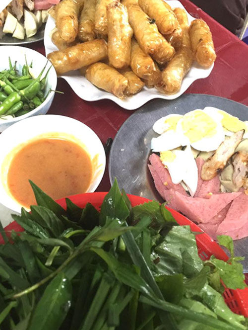 "Đã cái miệng" với chả giò cá trích