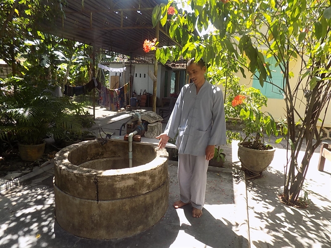 Thực hư kho vàng 'khủng' dưới gốc cây cốc chùa Hoa Tiên