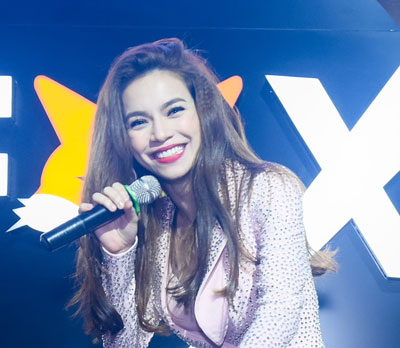 Phòng trà ca nhạc thoái trào