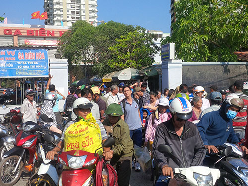 Đường sắt đứt mạch: Không để hành khách gián đoạn hành trình
