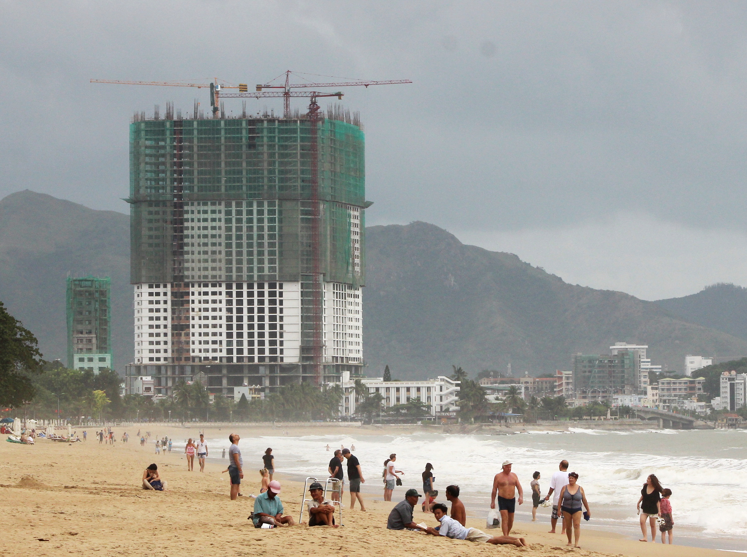 “Trảm” nhiều công trình ở  Nha Trang