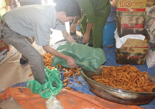 Kinh hãi thực phẩm ngâm tẩm hóa chất