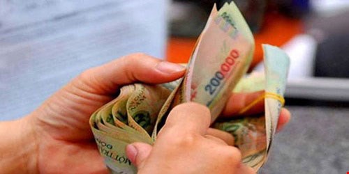 Giữa tháng 4 nâng phụ cấp