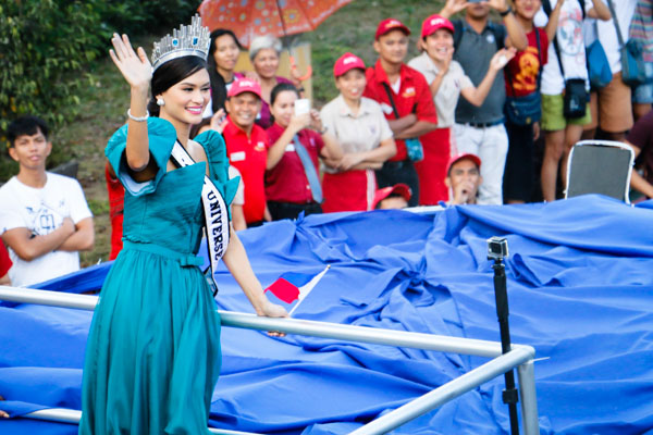 Tân Hoa hậu Hoàn vũ được Philippines “miễn thuế”