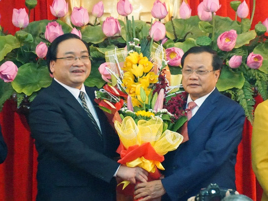 Ông Nghị nhắn nhủ: Việc ở Hà Nội nhiều như nước sông Hồng