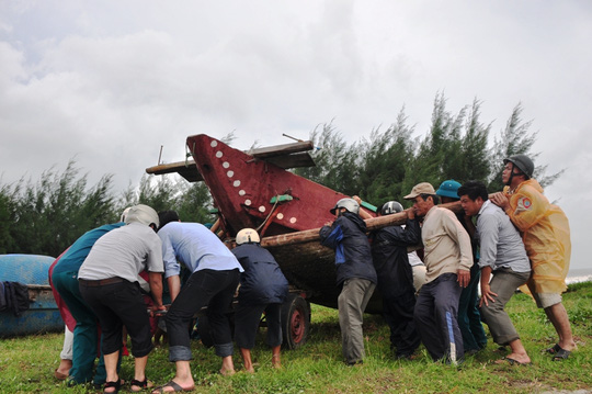 Quảng Nam- Quảng Ngãi: Dừng các cuộc họp không cần thiết để chống bão
