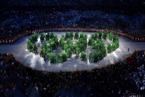 Rợp sắc xanh ở lễ khai mạc Olympic Rio