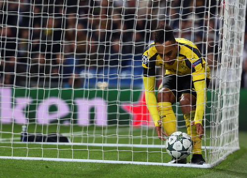 Aubameyang ghi bàn cho Dortmund