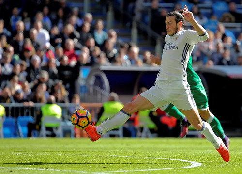 Gareth Bale tỏa sáng với cú đúp bàn thắng cho Real Madrid