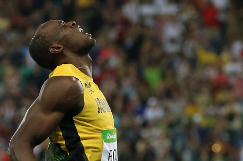 Bolt vẫn áp đảo cự ly 200 m