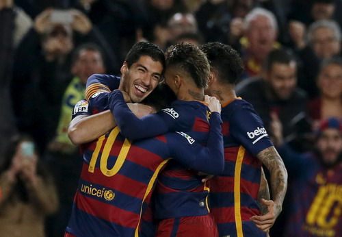 Sau Real, Barcelona tấn công kỷ lục của Milan, Juventus