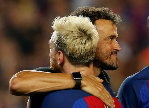 Thầy trò Enrique - Messi cùng “lên đỉnh” tại San Mames