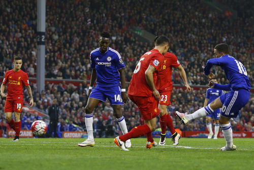 Chelsea bị Liverpool chia điểm, Norwich và Newcastle rớt hạng