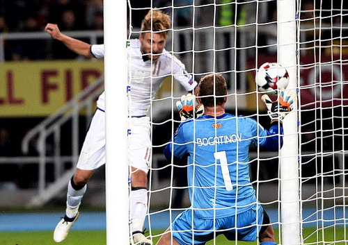 Ciro Immobile hai lần lập c&ocirc;ng cho tuyển &Yacute;