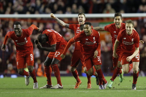 Thắng Stoke trên chấm luân lưu, Liverpool vào chung kết League Cup