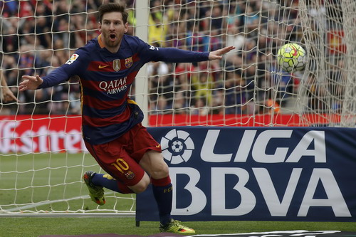 Atletico giương cờ trắng, Barcelona “song đấu” Real Madrid